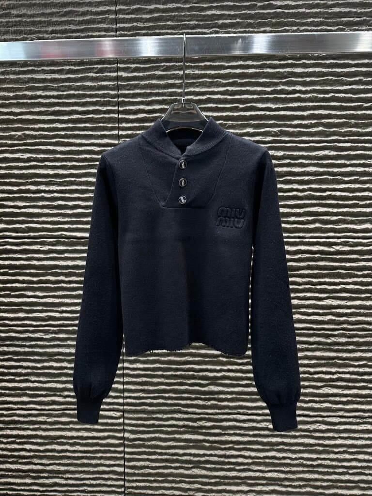 Miu Miu Women's Wool Sweater - Black (36)