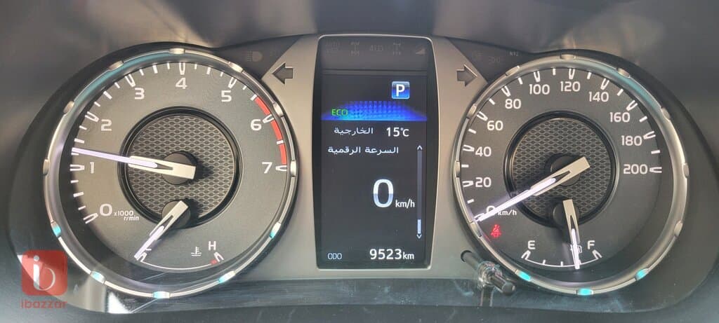 Toyota Hilux 8