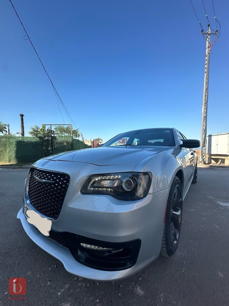 Chrysler 300 S 13
