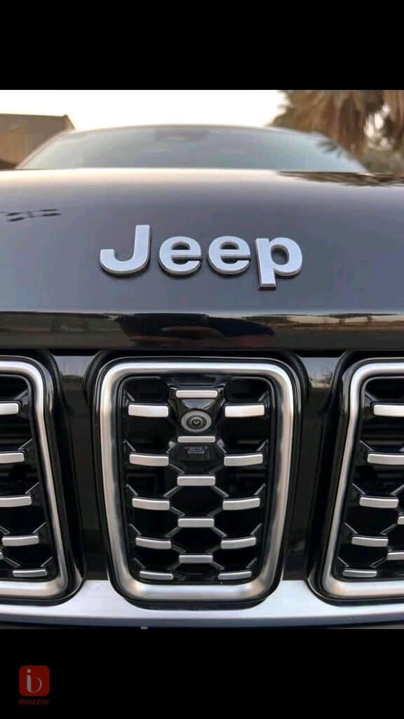 Jeep Grand Cherokee Summit 11