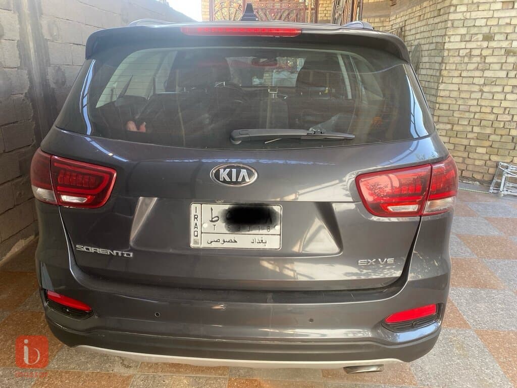 KIA Sorento EX 5