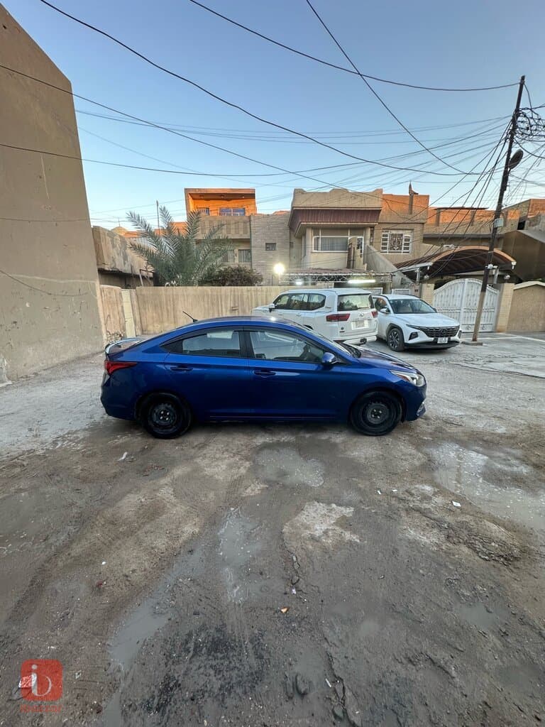 Hyundai Accent 11