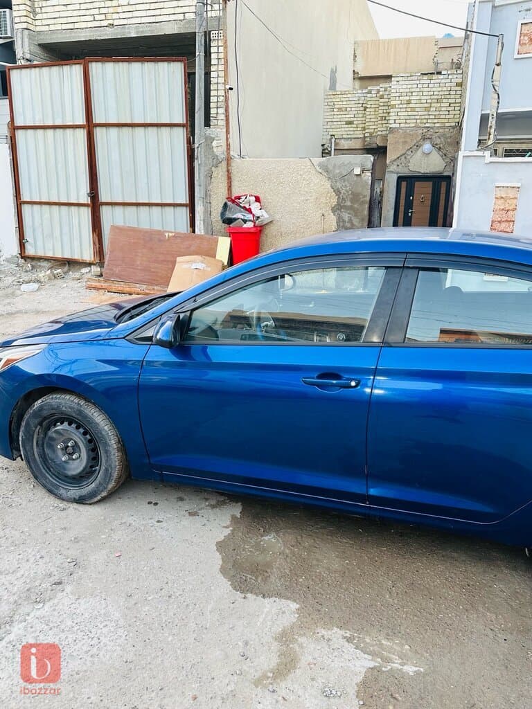 Hyundai Accent 8