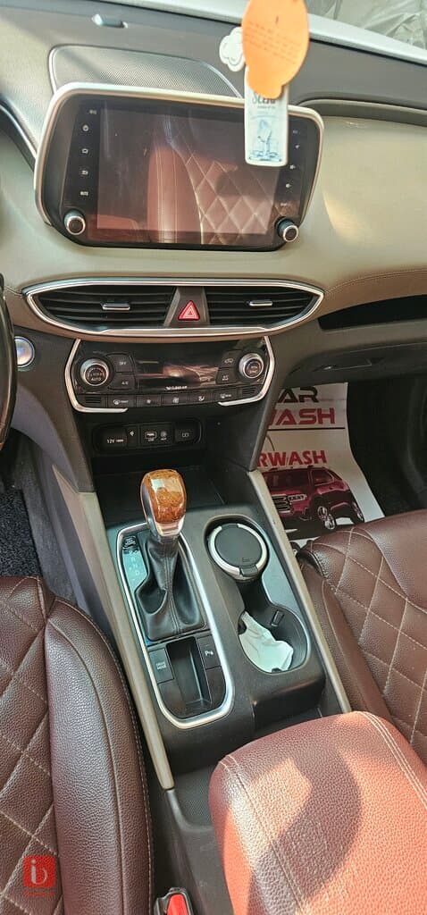 Hyundai Santa Fe 9