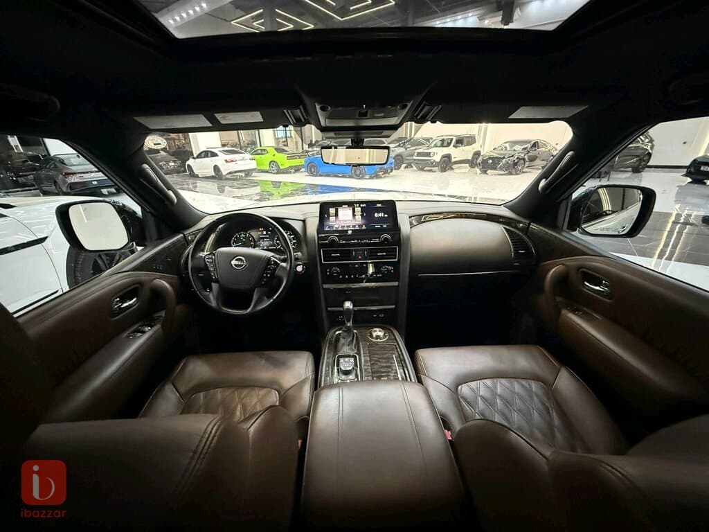 Nissan Armada Platinum 6