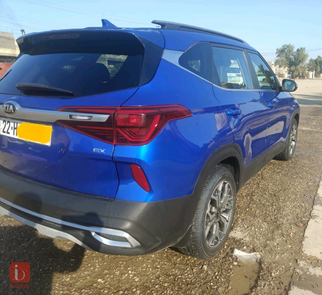 KIA Seltos EX 12