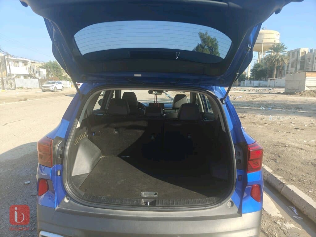 KIA Seltos EX 8