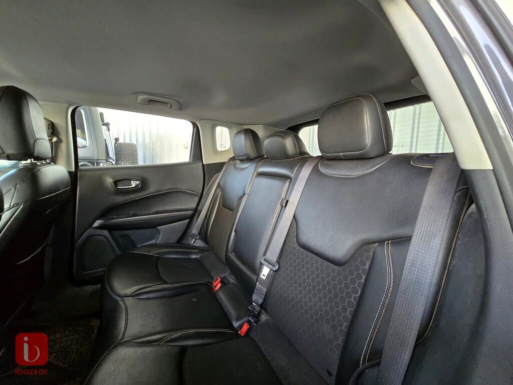 Jeep Compass — photo 4