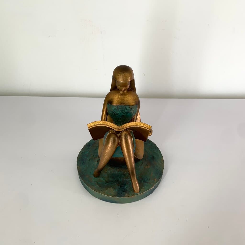 Statue Reading Decor - G-2062 (S)