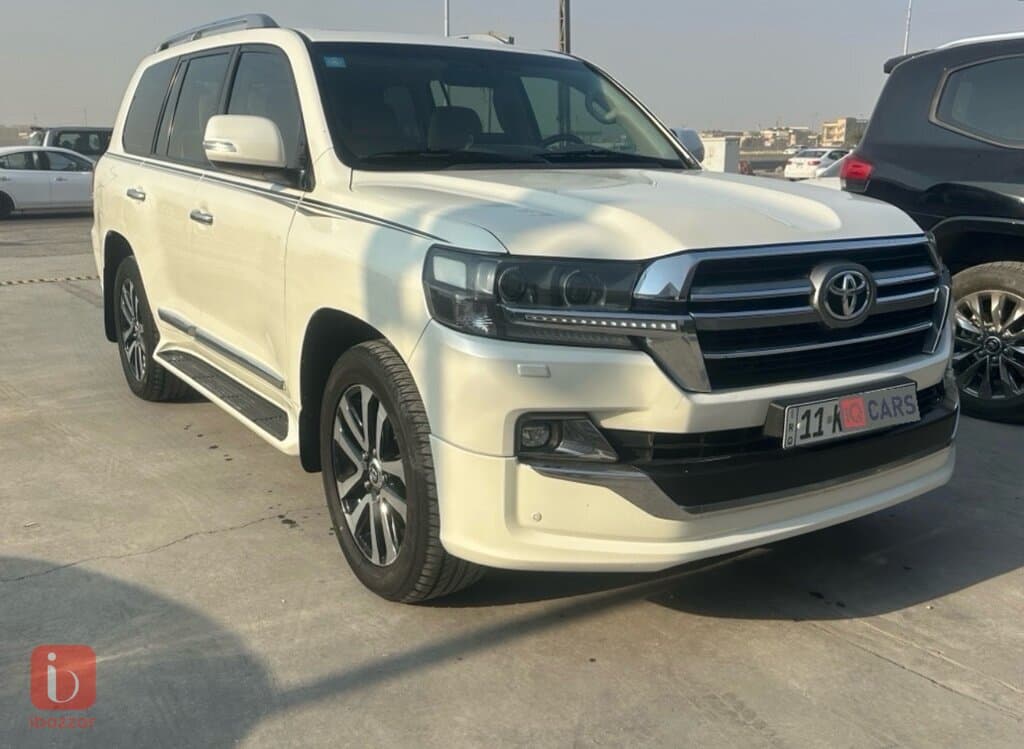 Toyota Land Cruiser Grand Touring