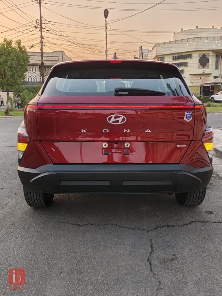 Hyundai Kona 2.0 I4 FWD 16