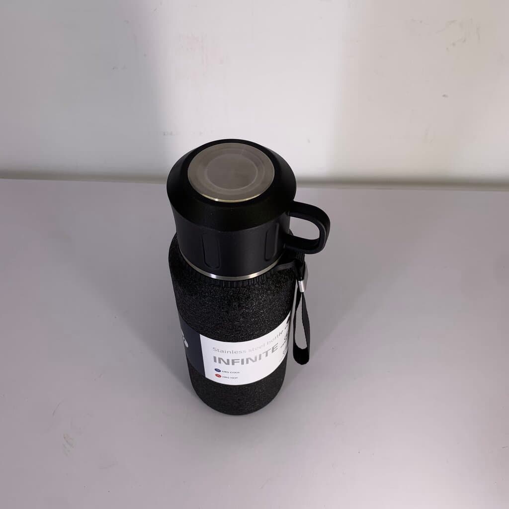 Stainless Steel Beverage Bottle - Black (600ml ) 3