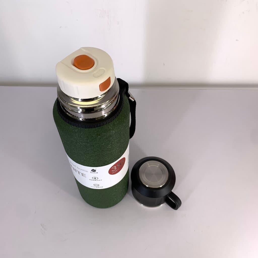 Stainless Steel Beverage Bottle - Dark Green (1L) 4