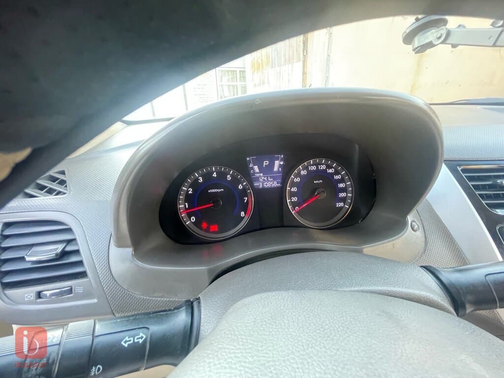 Hyundai Accent 2