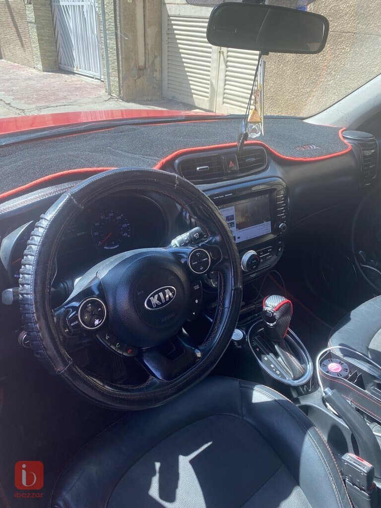 KIA Soul LX 5