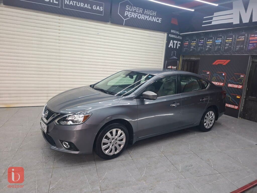 Nissan Sentra S 2