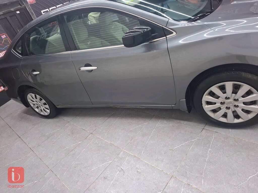 Nissan Sentra S 10