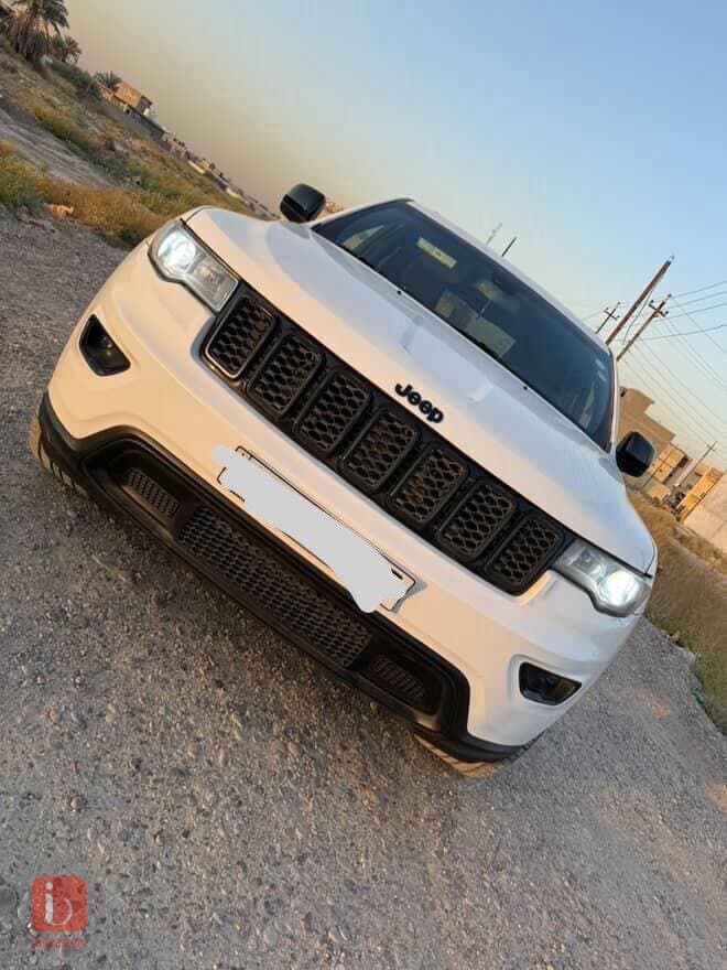 Jeep Grand Cherokee Laredo