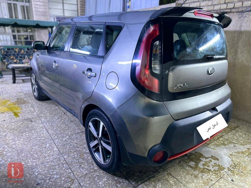 KIA Soul LX 4