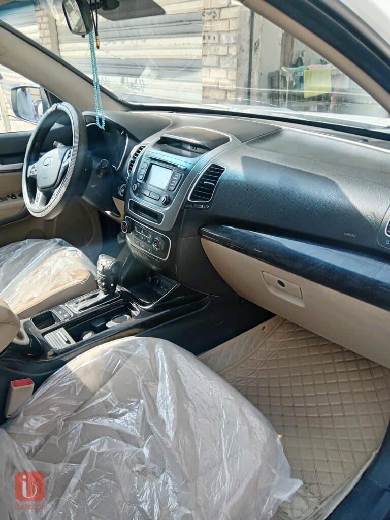 KIA Sorento LX 7