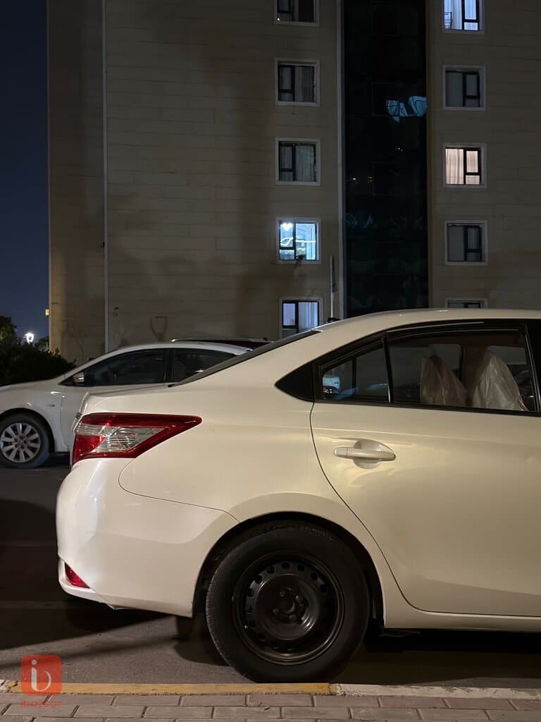 Toyota Yaris 8