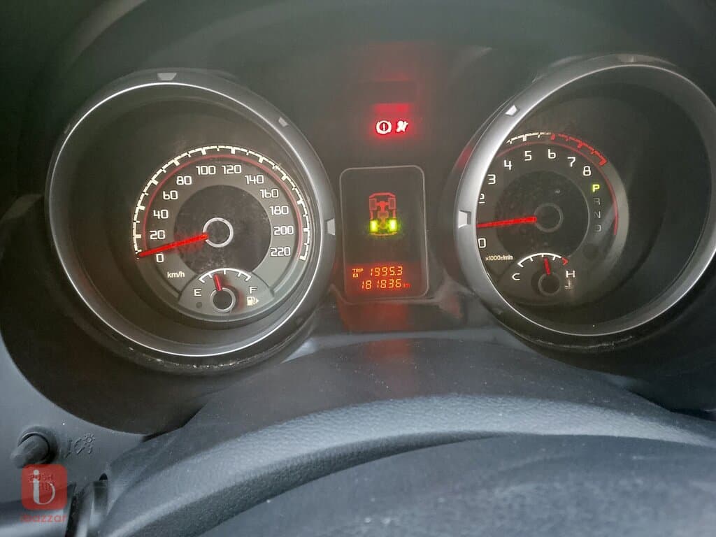 ميتسوبيشي باجيرو GLS 8