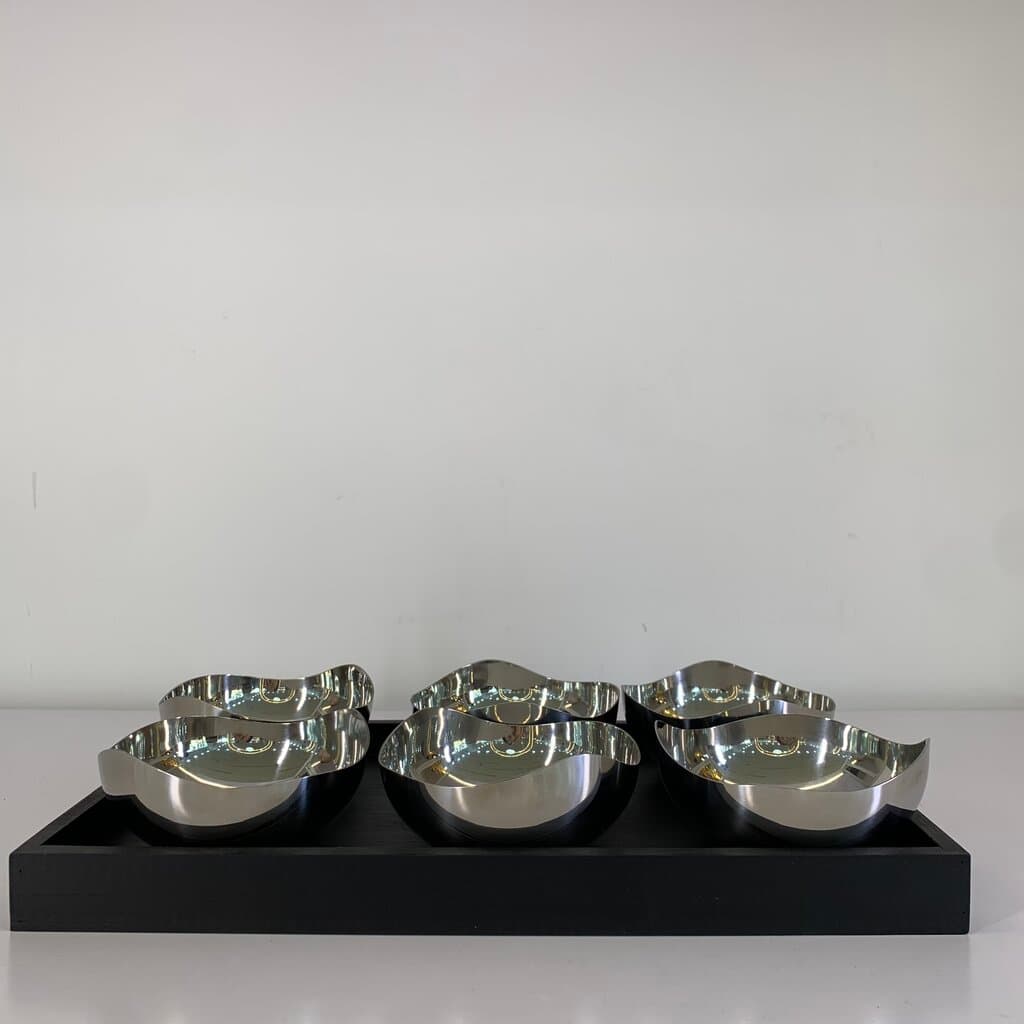 6-Piece Metal Snack Bowls Set with Tray - Silver