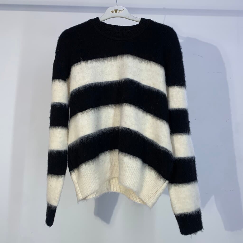 Cazibe Women's Wool Sweater - Black