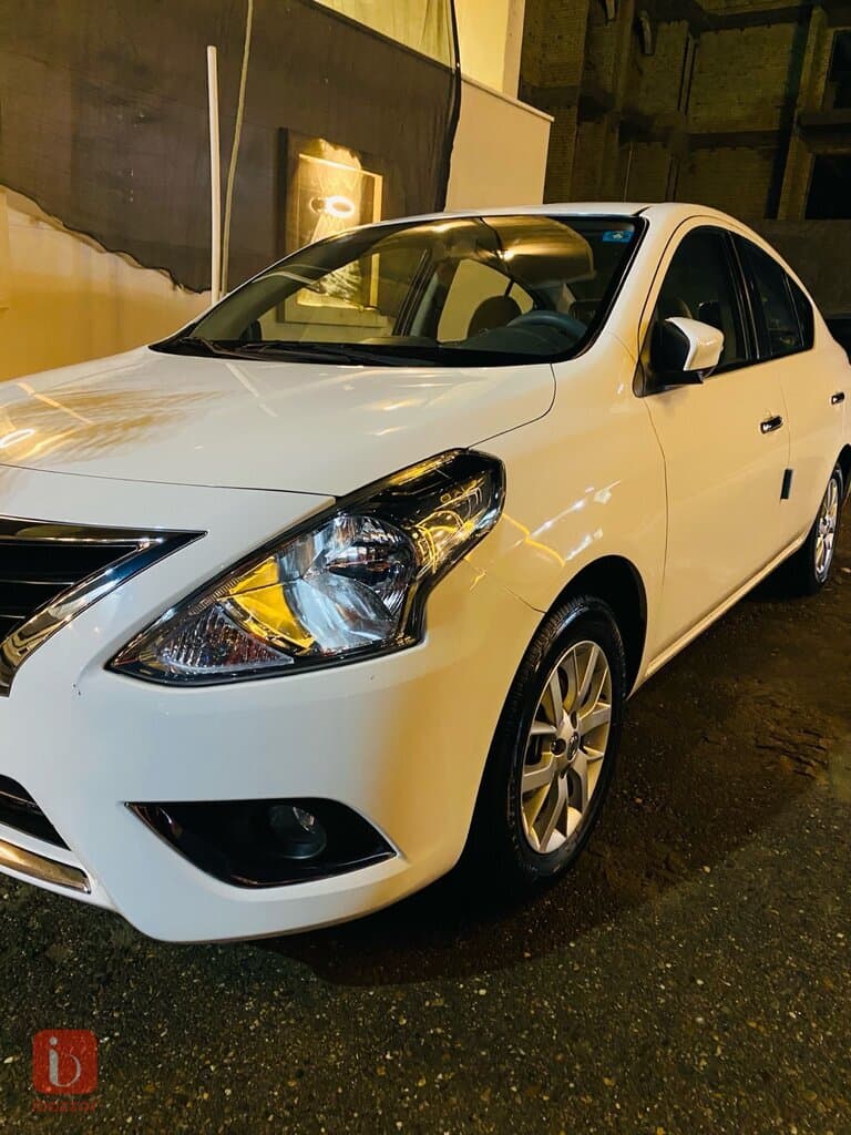 Nissan Sunny SV 3