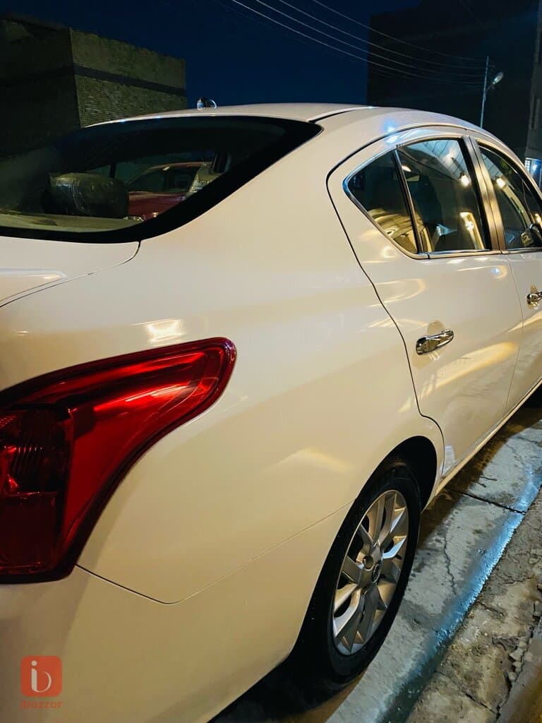 Nissan Sunny SV 5