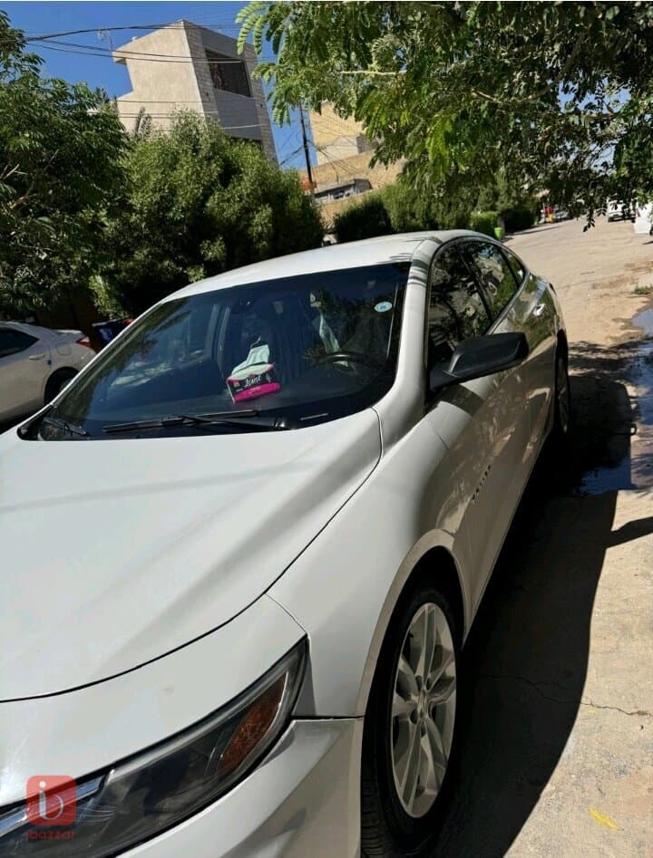 Chevorlet Malibu LS 3