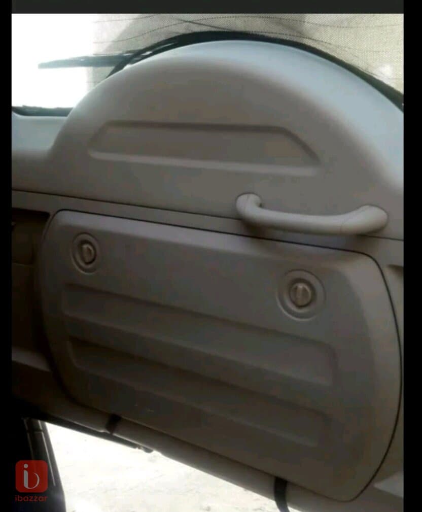Mitsubishi Pajero GLS 13
