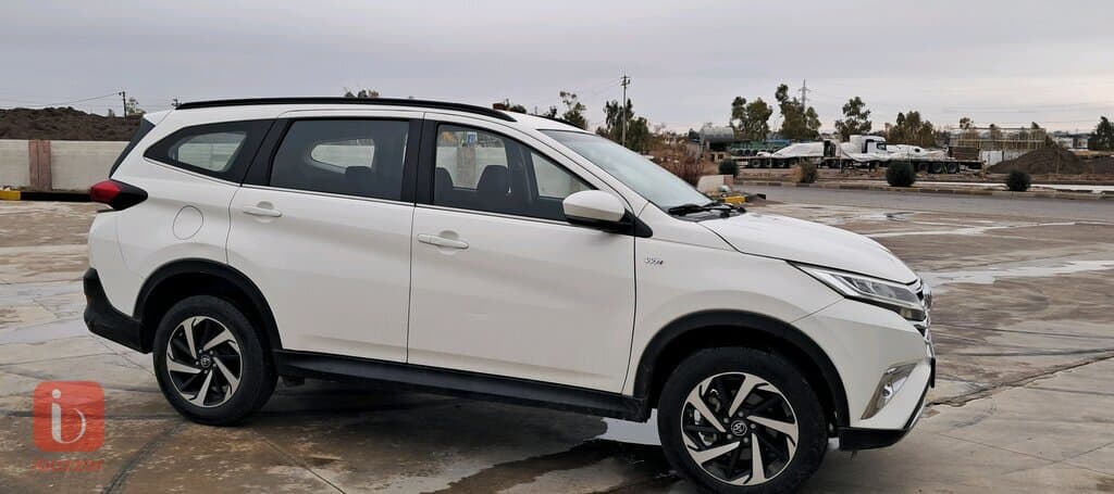 Toyota Rush GX 2