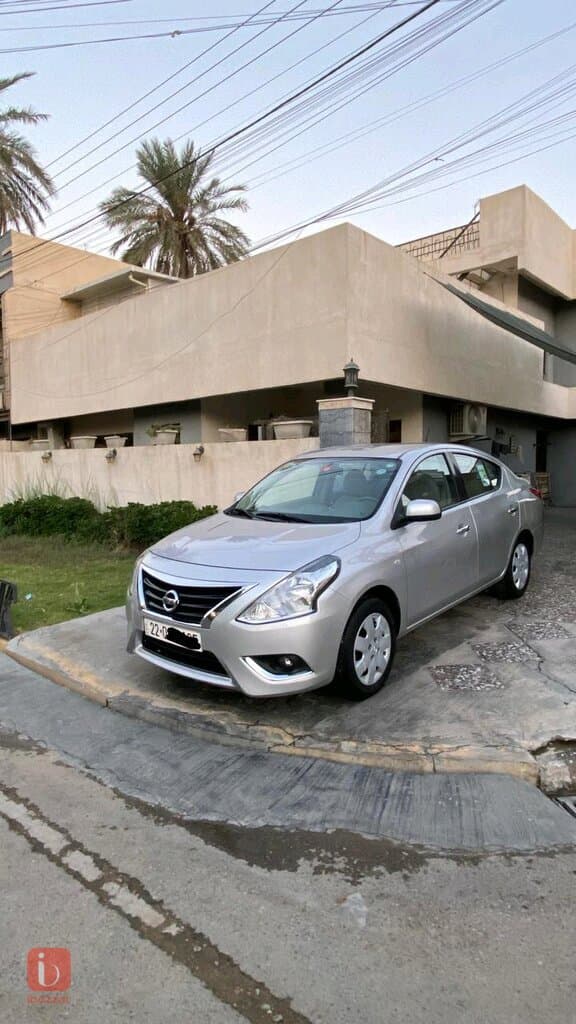 Nissan Sunny 5