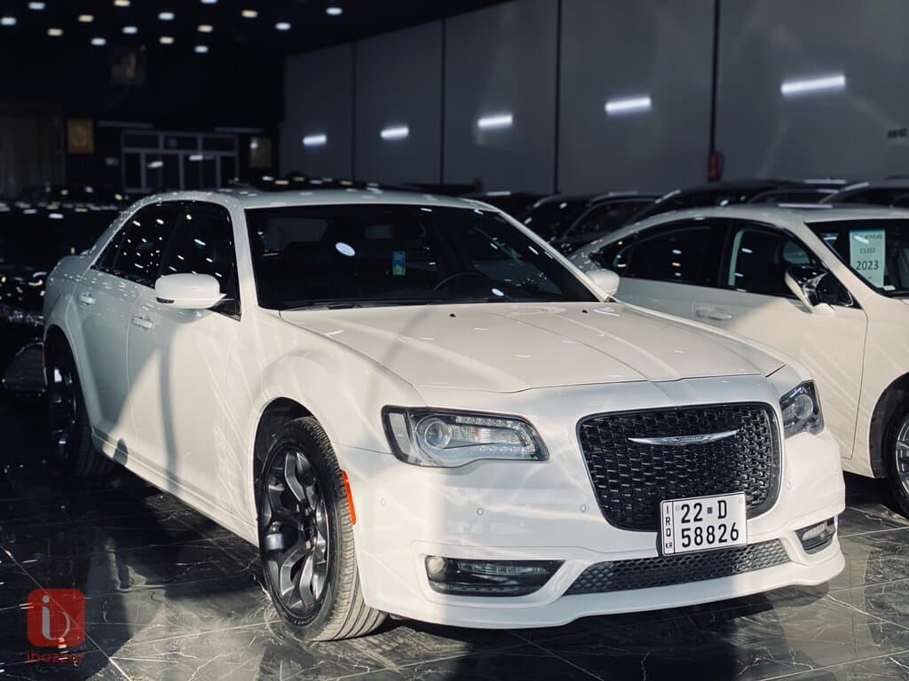 Chrysler 300 S