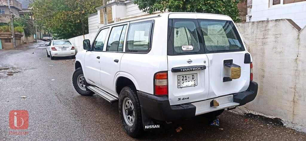 Nissan Patrol Safari