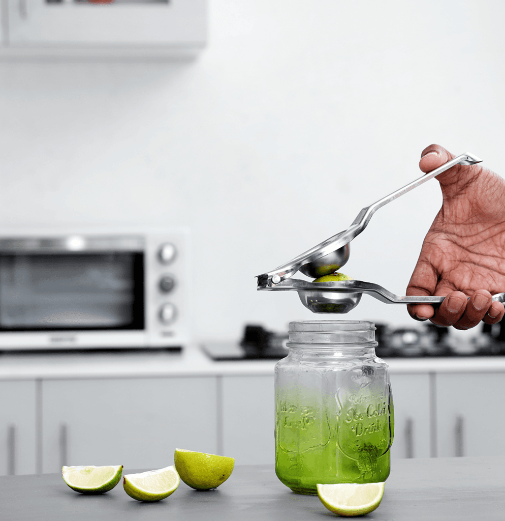 Delcasa Stainless Steel Lemon Squeezer - DC1505 3