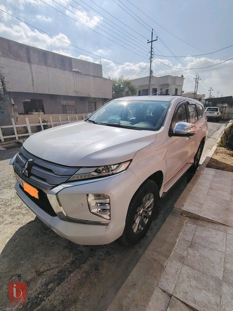 Mitsubishi Pajero Sport 4WD 5 Door 9