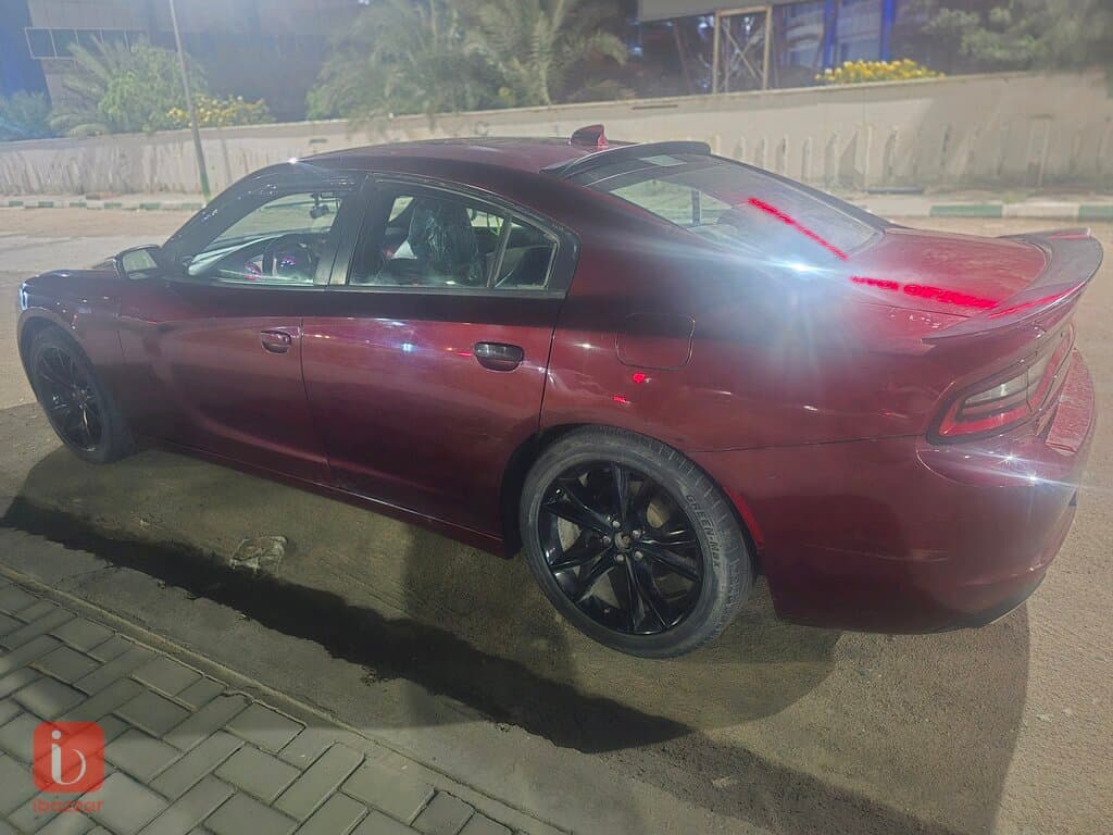 Dodge Charger SXT