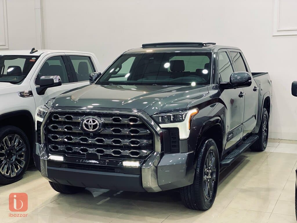 Toyota Tundra Crewmax Platinum