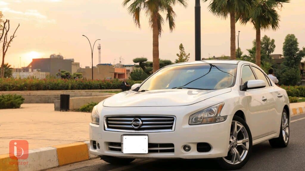 Nissan Maxima SV