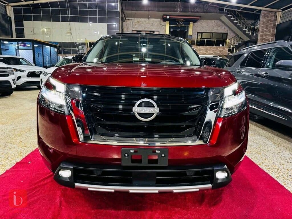 Nissan Pathfinder Platinum