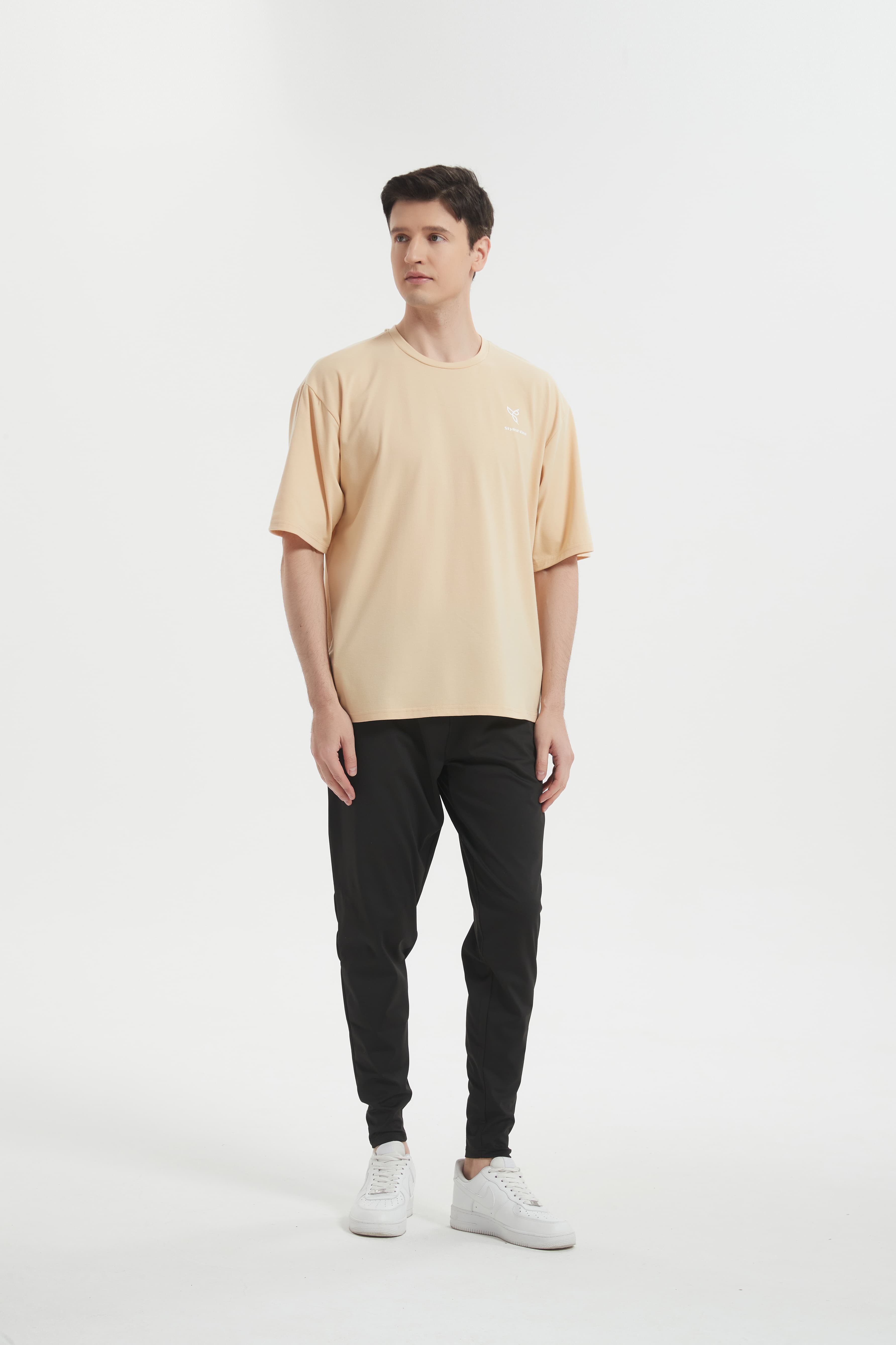 ESSENTIAL OVERSIZED T-SHIRT 3