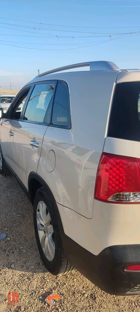KIA Sorento LX 6