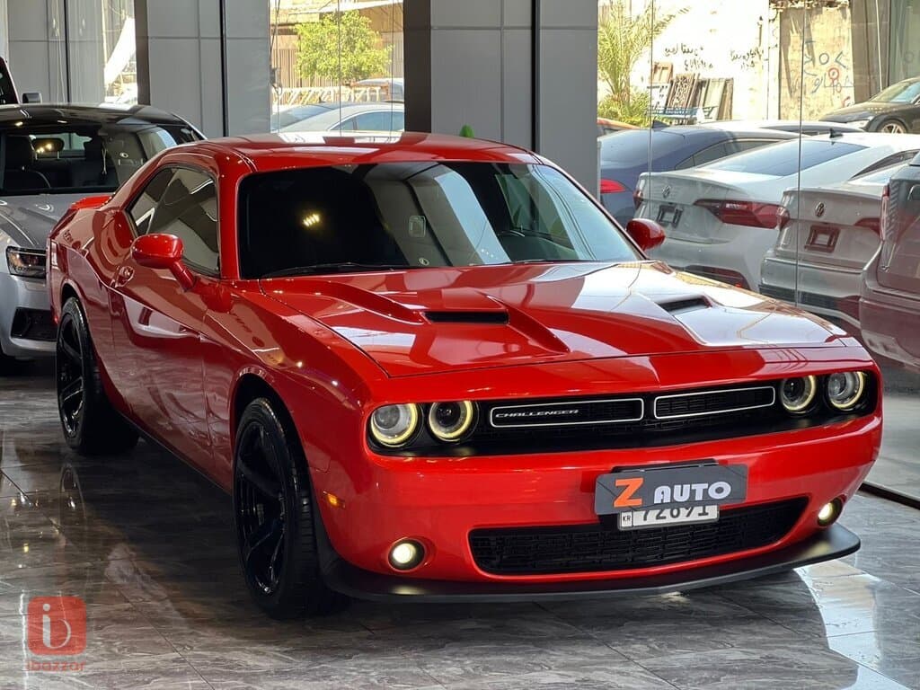 Dodge Challenger SXT