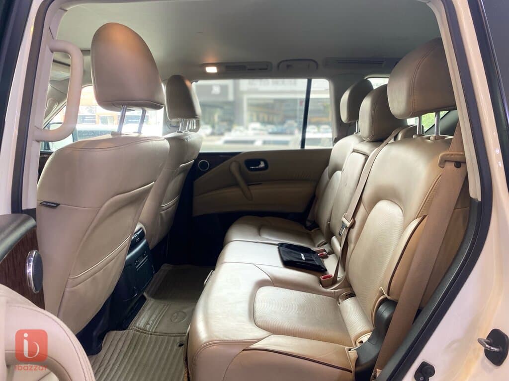 Nissan Armada 7