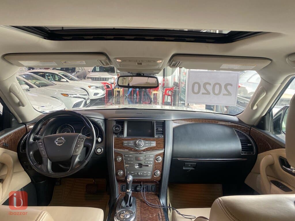 Nissan Armada 8