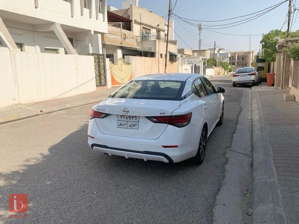 Nissan Sentra SV 2