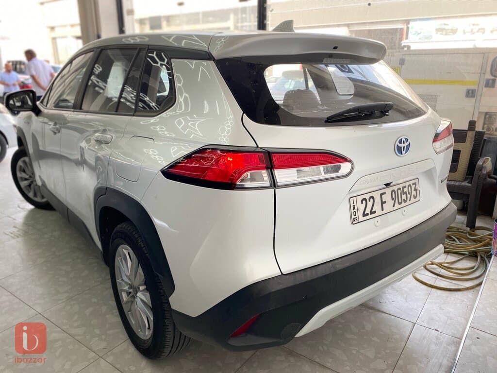 Toyota Corolla Cross 4