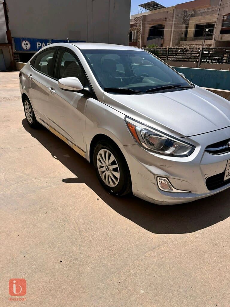 Hyundai Accent 7